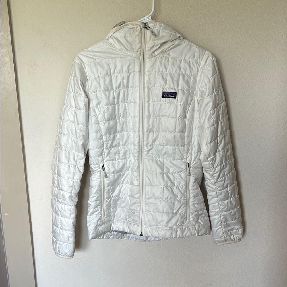 Women’s Nano Puff Hoodie Patagonia White Puffer Jacket